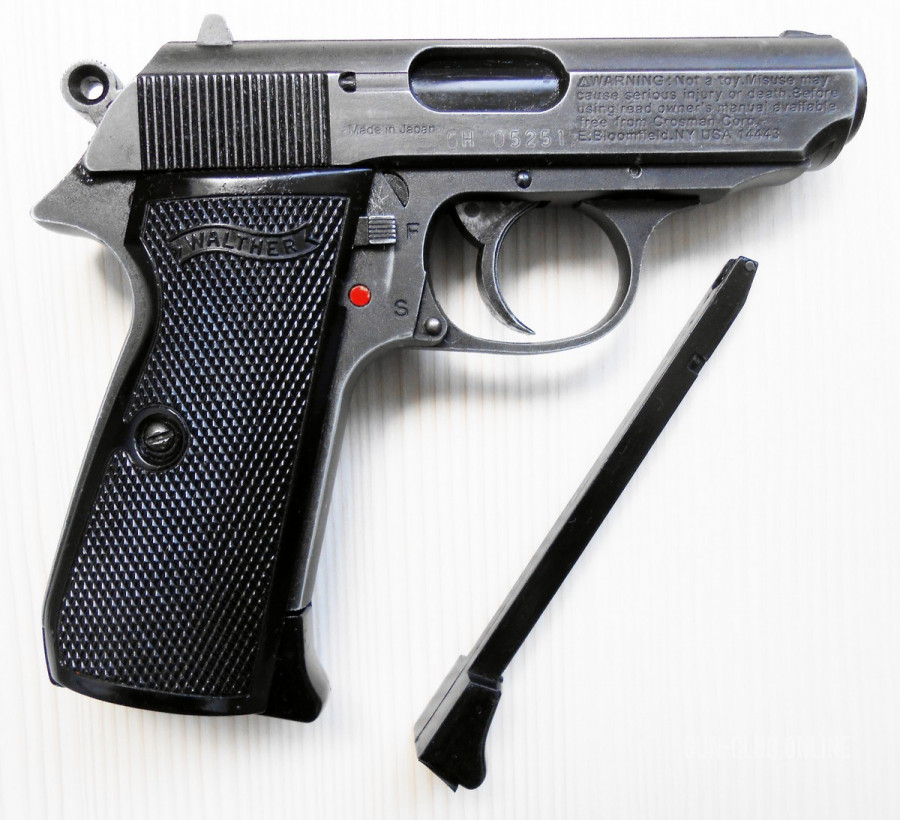 Пневматический пистолет Crosman Walther PPK/S является точной копией знаменитого одноименного огнестрельного пистолета немецкого производства.