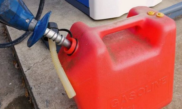 Как правильно хранить бензин